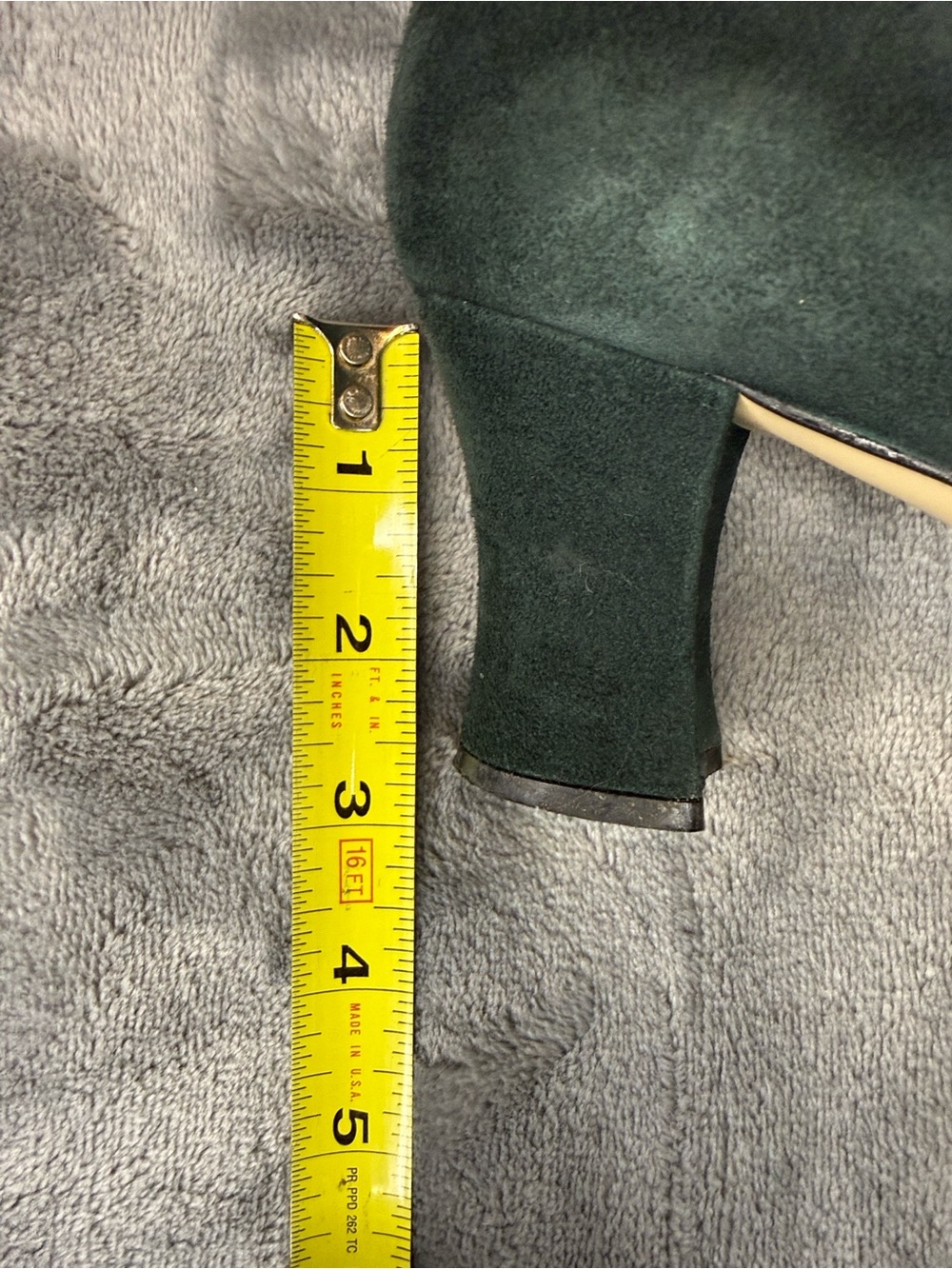 Apart Women's Dress Pumps Forest Green Suede with Gold Tone Buckle Size 8.5 B - Picture 10 of 12